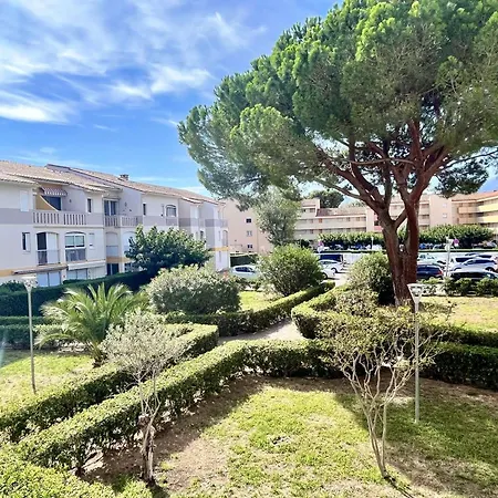 Studio A Argeles-sur-mer, 400m De La Plage Et Proche Commerces, Loggia, Animaux Bienvenus, Menage Inclus - Fr-1-225-548 Apartment